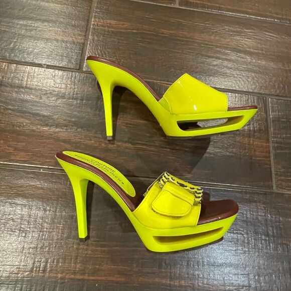 Donald J. Pliner Shoes - Vintage Donald J. Pliner Couture Lime Green Heels Size 6